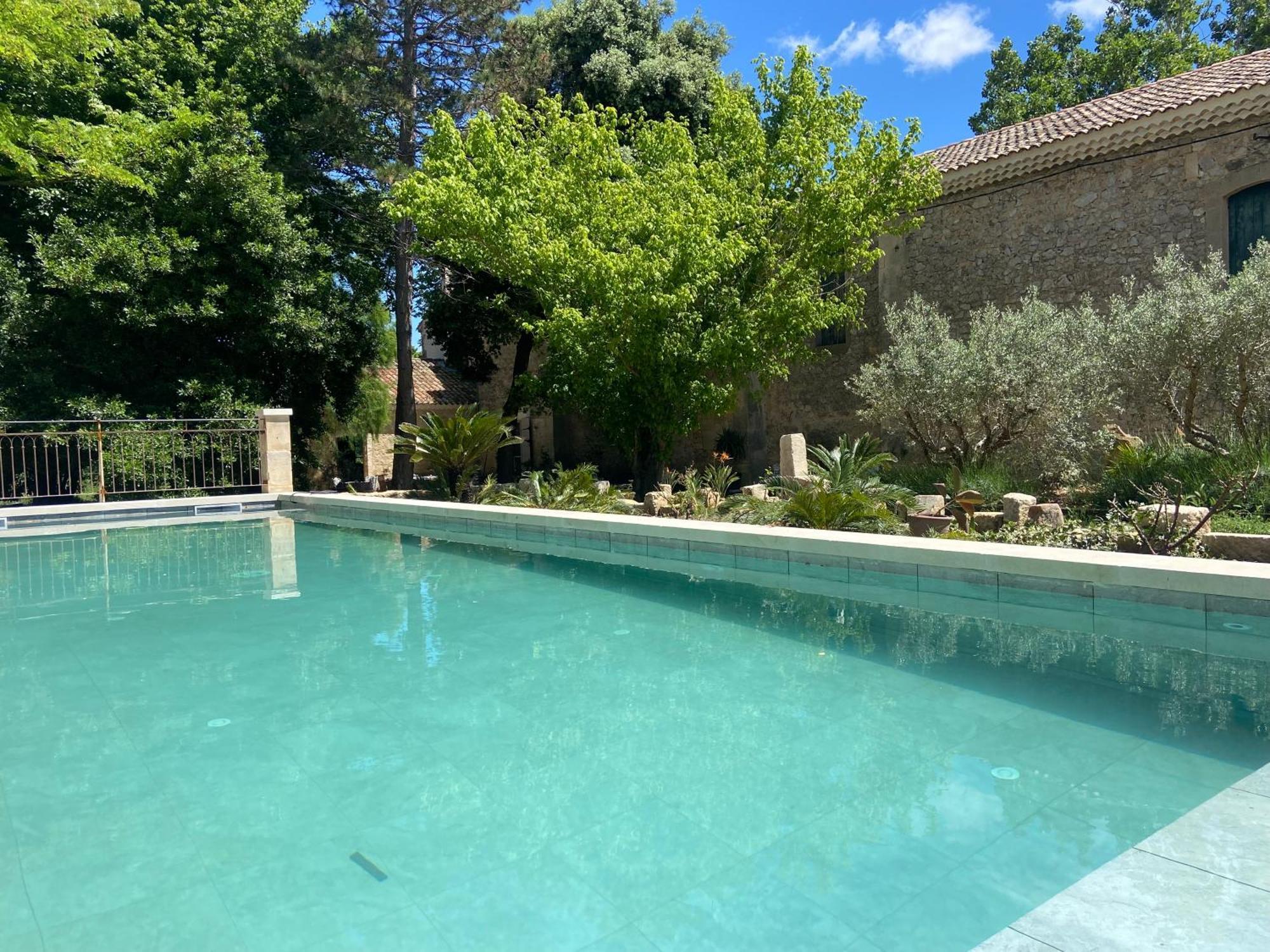 Domaine Cap Rubis Bed and breakfast Paradou
